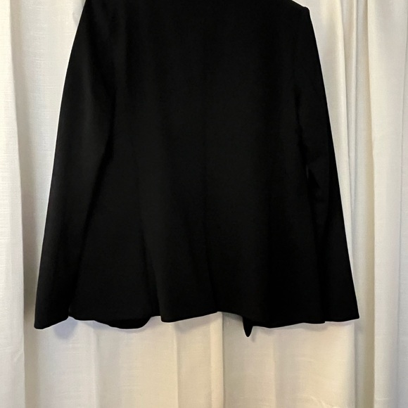 Loft Blazer - Picture 2 of 3